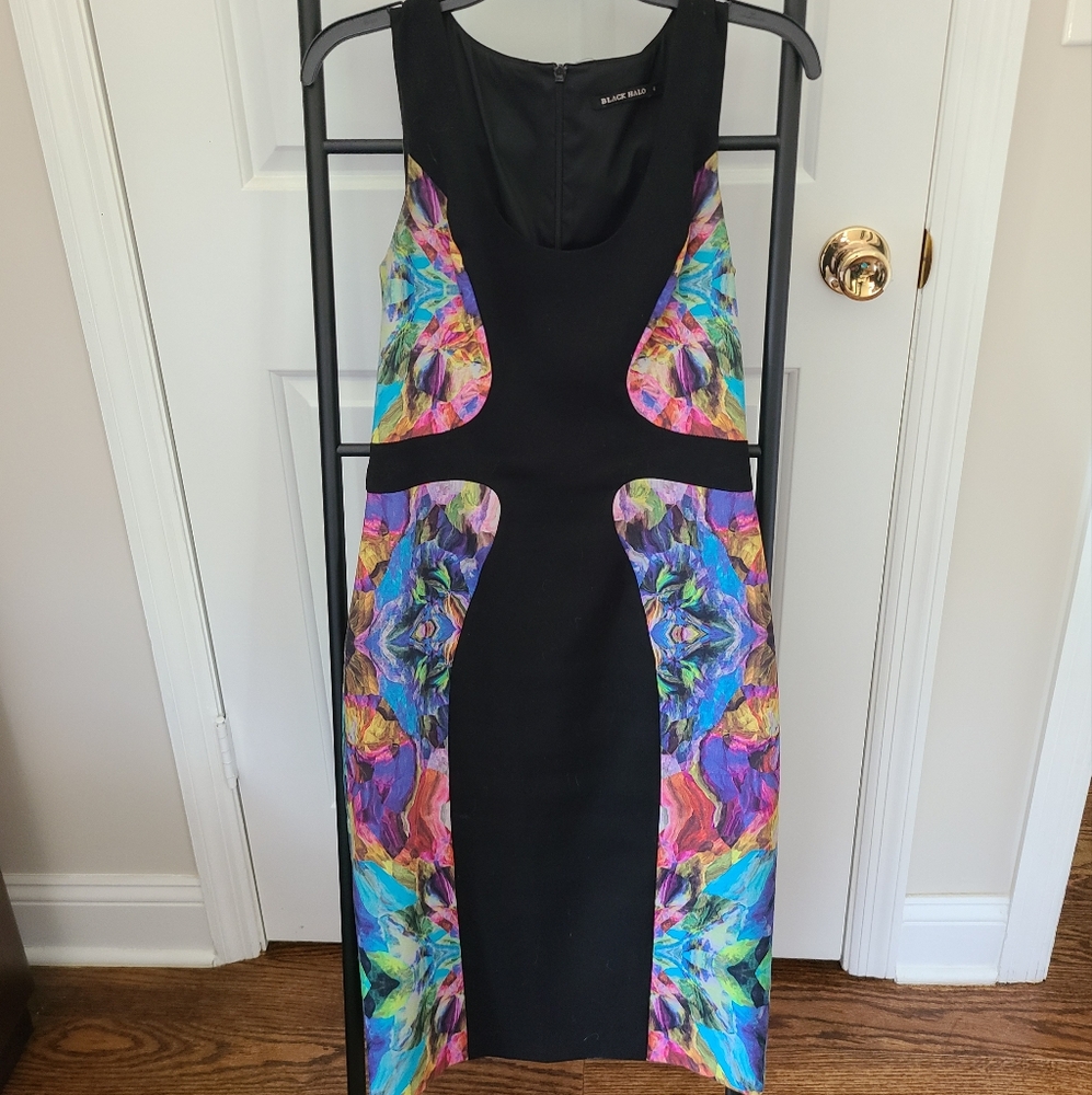 Black Halo Abstract Body Hugging Dress